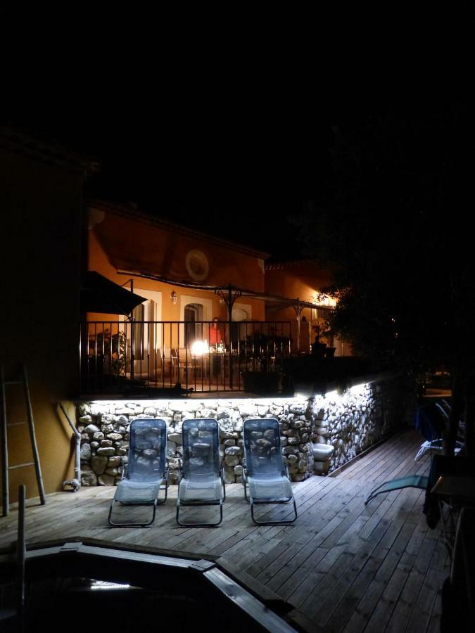 Maison D'Hotes La Garenne Puyloubier エクステリア 写真